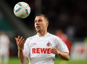 九游VIP-斯通斯一锤定音，莱比锡红牛横扫希腊展现统治力