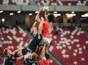 九游体育平台-银翼惊魂，阿斯顿马丁极限险胜，维斯塔潘神级超车引爆赛场