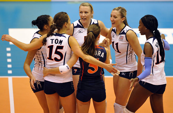 美国女排镇守不败，横扫克罗地亚轻松晋级