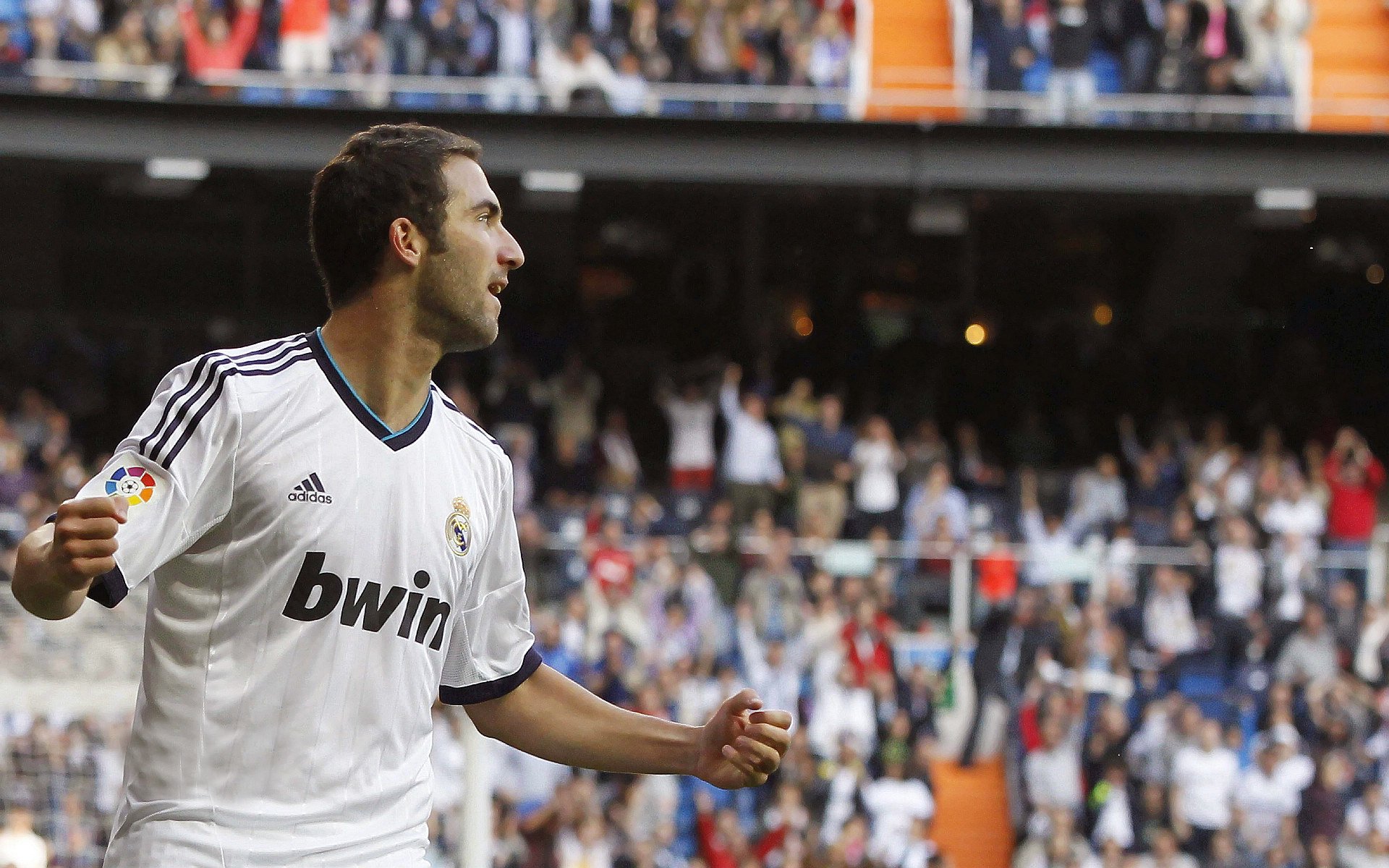 楚阿梅尼状态火热，那不勒斯对阵摩洛哥的战术博弈与唯一性解读